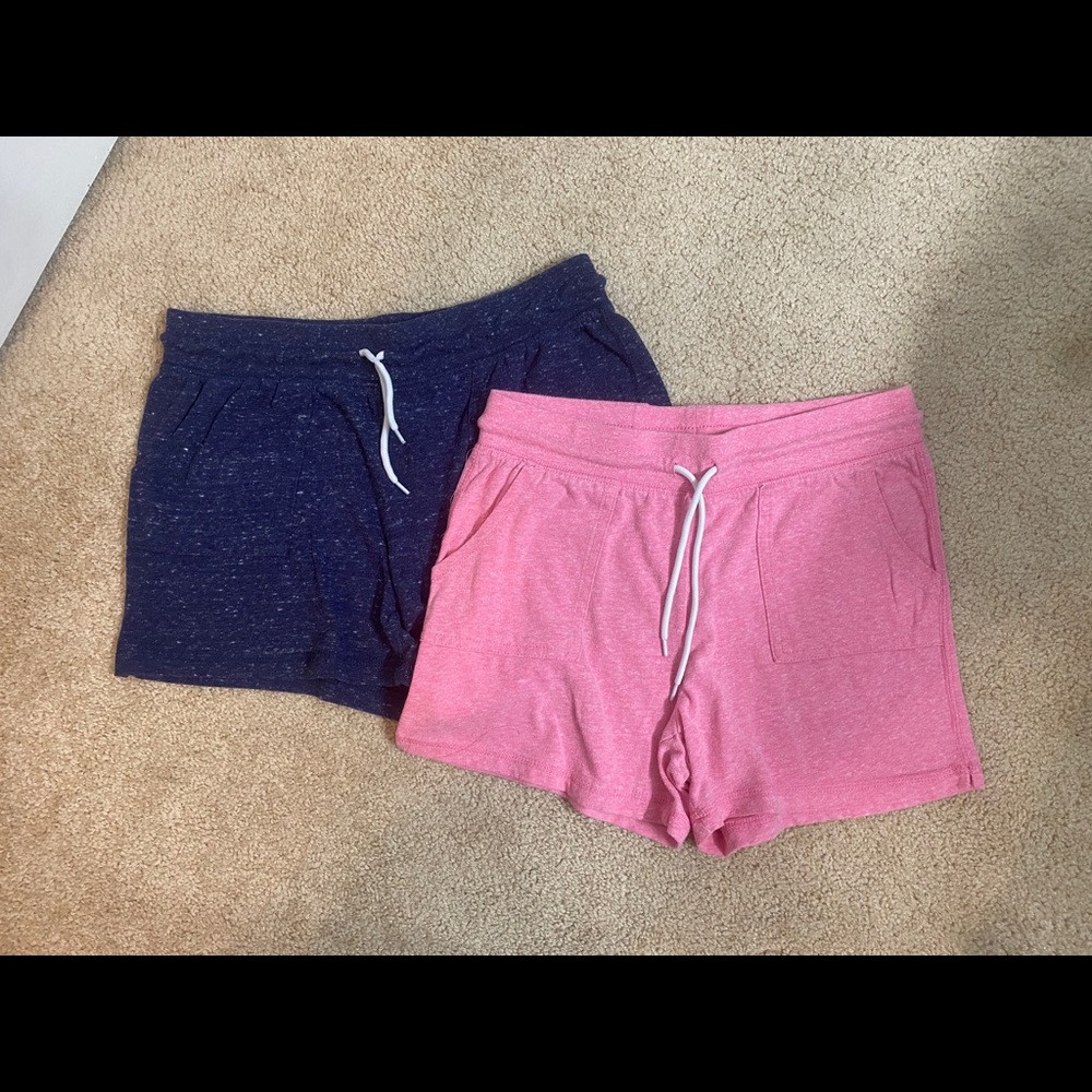 2 pair of women’s shorts